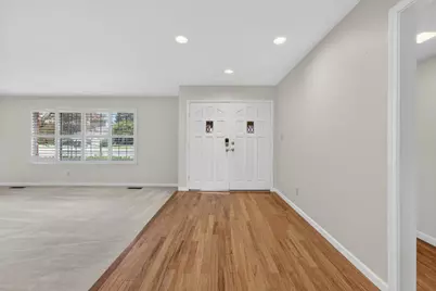 725 Sherwood Drive, Yuba City, CA 95991 - Photo 3