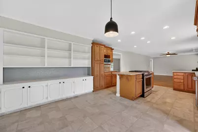 725 Sherwood Drive, Yuba City, CA 95991 - Photo 7