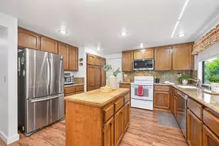 3365 Oakcreek Dr, Rocklin, CA 95677 - Photo 33