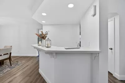 9286 Laguna Green Court, Elk Grove, CA 95758 - Photo 9
