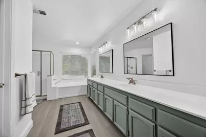 9286 Laguna Green Court, Elk Grove, CA 95758 - Photo 39