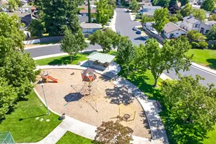 9286 Laguna Green Ct, Elk Grove, CA 95758 - Photo 63