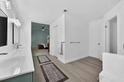 9286 Laguna Green Court, Elk Grove, CA 95758 - Photo 41