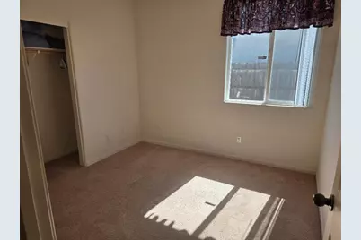 1056 Hacienda Drive, Plumas Lake, CA 95961 - Photo 15