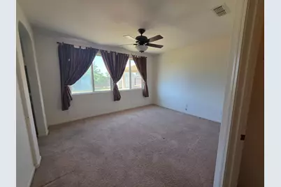 1056 Hacienda Drive, Plumas Lake, CA 95961 - Photo 13