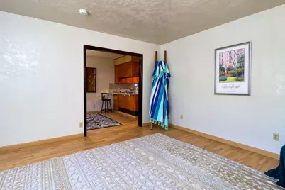 2255 Empress Street, Sacramento, CA 95815 - Photo 7