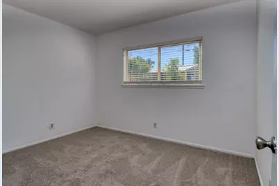 2255 Empress Street, Sacramento, CA 95815 - Photo 21