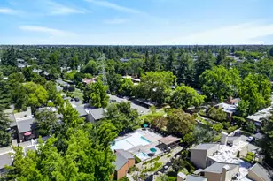800 Woodside Ln, Sacramento, CA 95825 - Photo 27