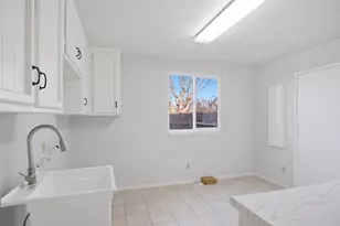 16166 Lawrence Rd, Escalon, CA 95320 - Photo 17