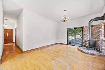 2295 S Crest Avenue, Martinez, CA 94553 - Photo 7