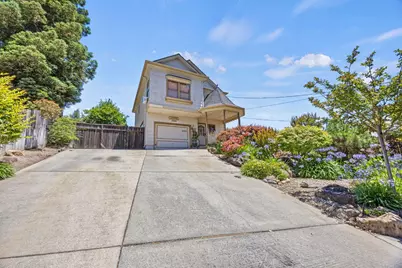 2295 S Crest Avenue, Martinez, CA 94553 - Photo 39