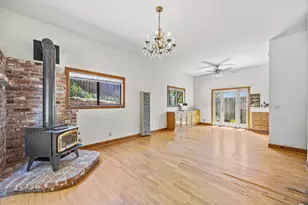 2295 S Crest Ave, Martinez, CA 94553 - Photo 11