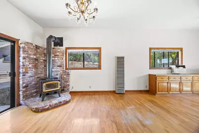 2295 S Crest Avenue, Martinez, CA 94553 - Photo 11