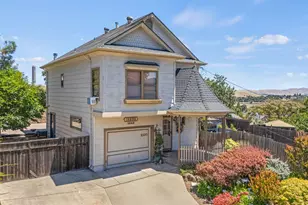 2295 S Crest Ave, Martinez, CA 94553 - Photo 1