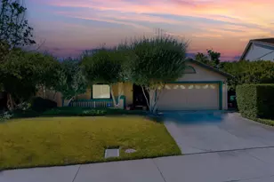 442 Hummingbird Dr, Lodi, CA 95240 - Photo 1