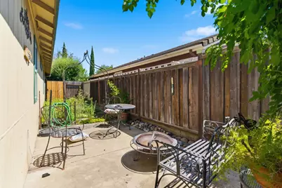 442 Hummingbird Drive, Lodi, CA 95240 - Photo 37