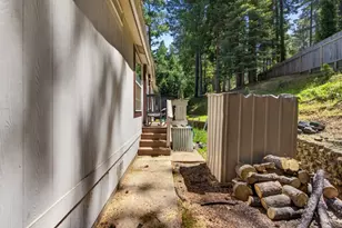 5666 Columbine Way, Pollock Pines, CA 95726 - Photo 27