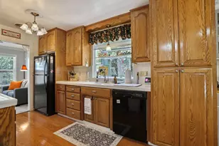 806 S Mills Ave, Lodi, CA 95242 - Photo 7
