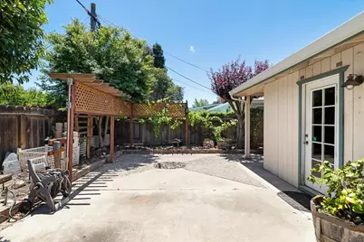 1718 Sandalwood Drive, Modesto, CA 95350 - Photo 45