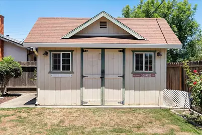 1718 Sandalwood Drive, Modesto, CA 95350 - Photo 41
