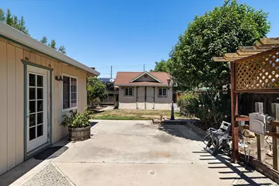 1718 Sandalwood Drive, Modesto, CA 95350 - Photo 39
