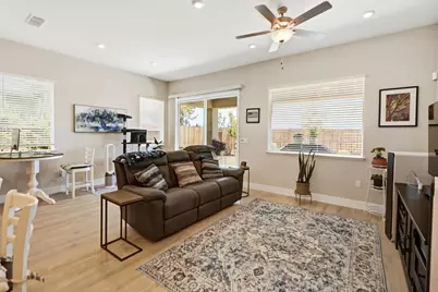 9230 Stillwagon Street, Elk Grove, CA 95624 - Photo 13