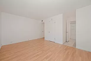 724 Woodside Ln E, Sacramento, CA 95825 - Photo 13