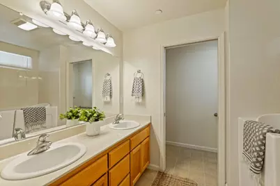 748 Young Court, Galt, CA 95632 - Photo 27