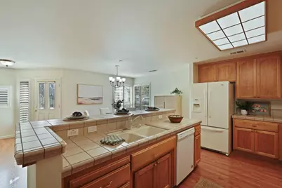 748 Young Court, Galt, CA 95632 - Photo 9