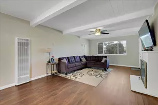 6025 34th Ave, Sacramento, CA 95824 - Photo 5