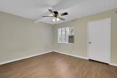 6025 34th Avenue, Sacramento, CA 95824 - Photo 13