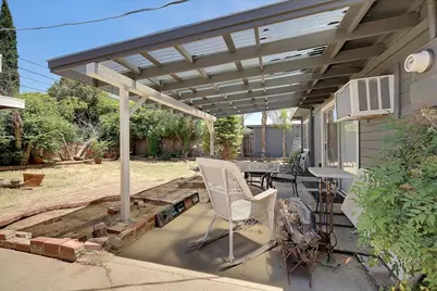6025 34th Avenue, Sacramento, CA 95824 - Photo 15