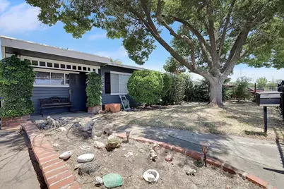6025 34th Avenue, Sacramento, CA 95824 - Photo 1