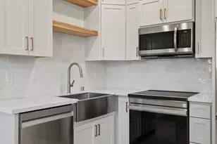 1600 51st St, Sacramento, CA 95819 - Photo 27