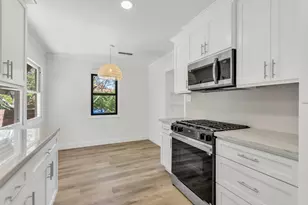 1600 51st St, Sacramento, CA 95819 - Photo 15