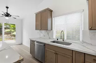 7737 Antelope Hills Dr, Antelope, CA 95843 - Photo 13