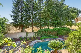 210 Portinao Cir, Sacramento, CA 95831 - Photo 29