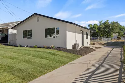 1028 Nevada Avenue, Oroville, CA 95965 - Photo 1