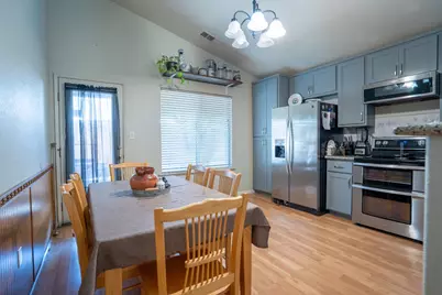 1089 La Mesa Street, Escalon, CA 95320 - Photo 3
