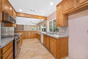 9241 Linda Rio Dr, Sacramento, CA 95826 - Photo 23