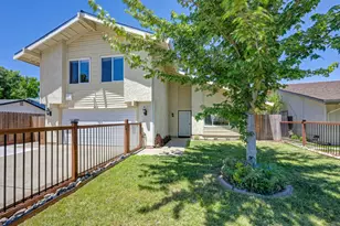 9241 Linda Rio Dr, Sacramento, CA 95826 - Photo 9
