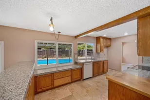 9241 Linda Rio Dr, Sacramento, CA 95826 - Photo 25
