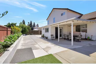 8401 Carriage Oaks Way, Antelope, CA 95843 - Photo 45