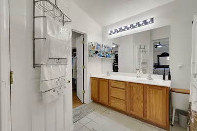 8401 Carriage Oaks Way, Antelope, CA 95843 - Photo 25