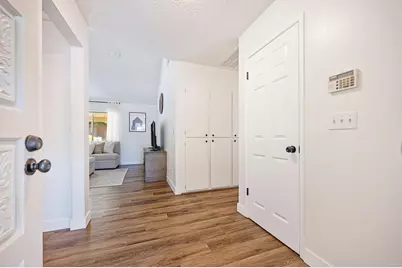 5445 Elsinore Way, Fair Oaks, CA 95628 - Photo 7
