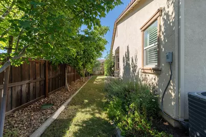 1017 Kumara, Manteca, CA 95337 - Photo 29