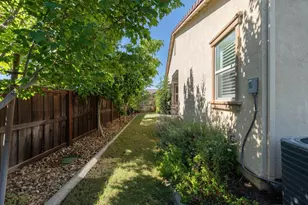 1017 Kumara, Manteca, CA 95337 - Photo 29