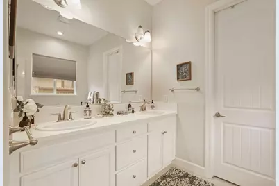 1017 Kumara, Manteca, CA 95337 - Photo 39