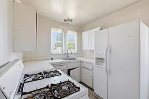 6100 Deed Ct, North Highlands, CA 95660 - Photo 9