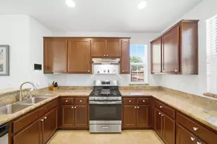 698 Equinox Loop, Lincoln, CA 95648 - Photo 11